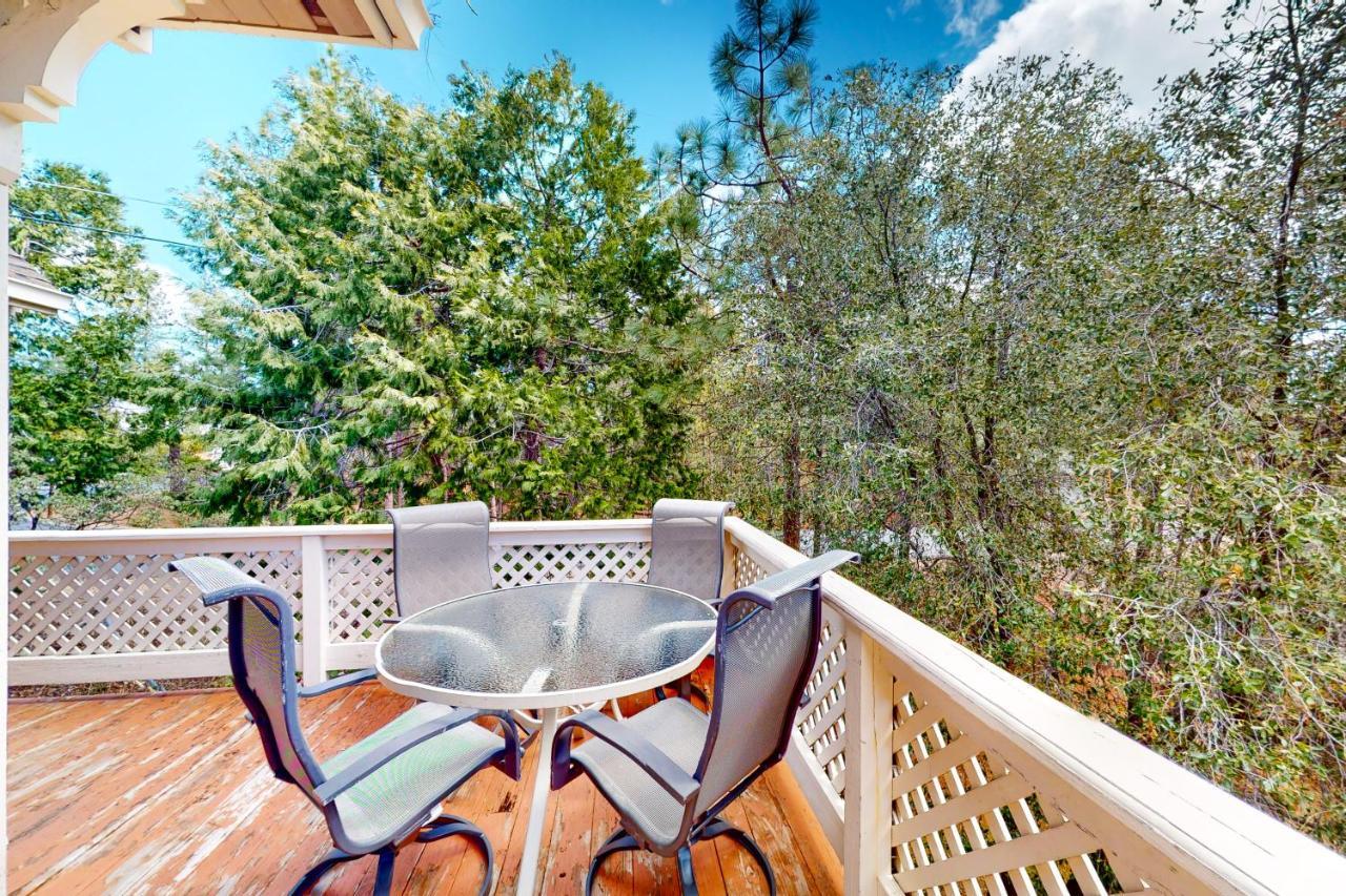 Great Escape Cabin Гроувланд Екстериор снимка
